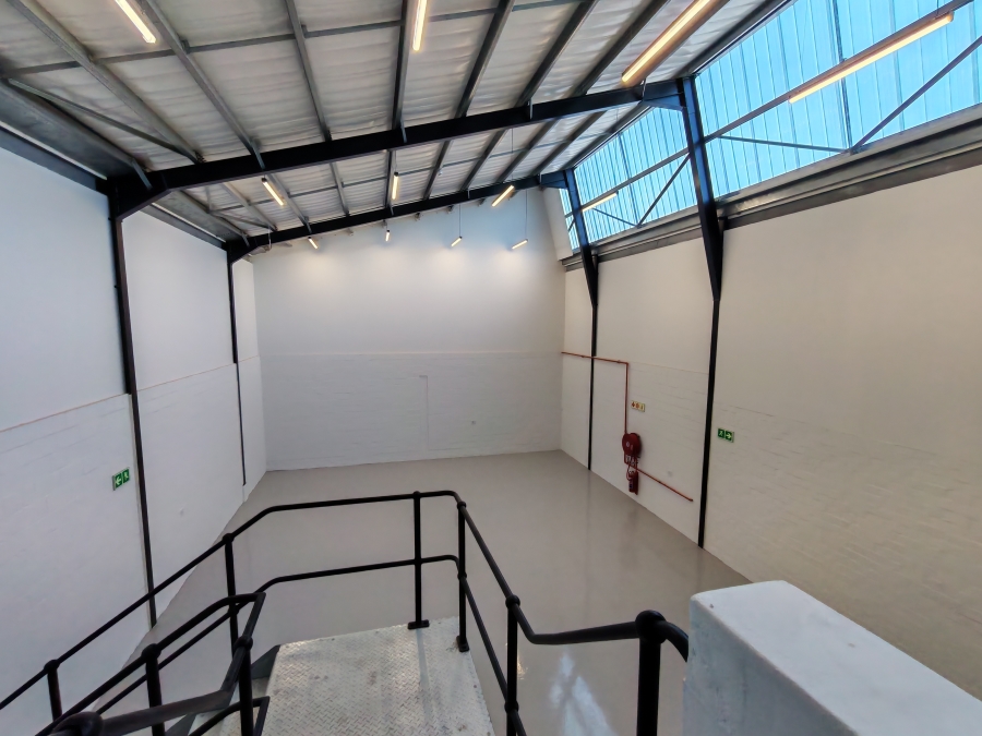 To Let Commercial Property for Rent in Firgrove Western Cape